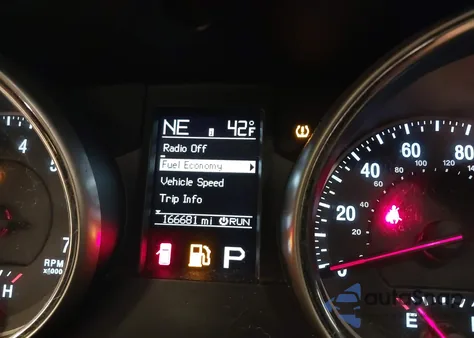 2012 Jeep Grand Cherokee Laredo z USA, uszkodzony, nr VIN 1C4RJFAG2CC245016